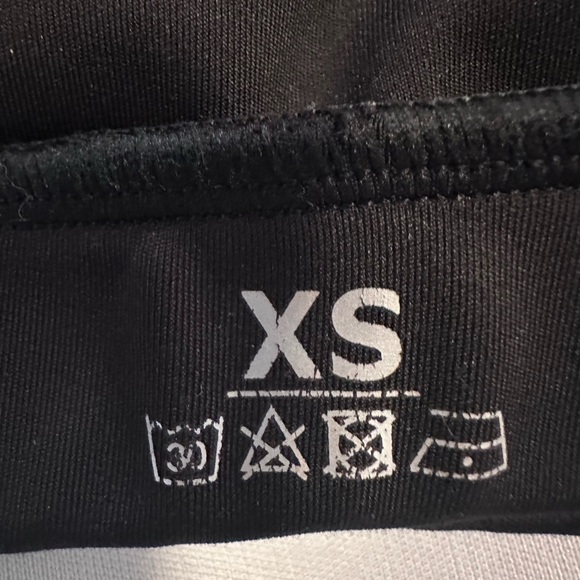 Black High Neckline Mesh Insert Sports Bra, size XS - Picture 8 of 12